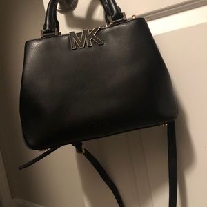 MK small black leather purse